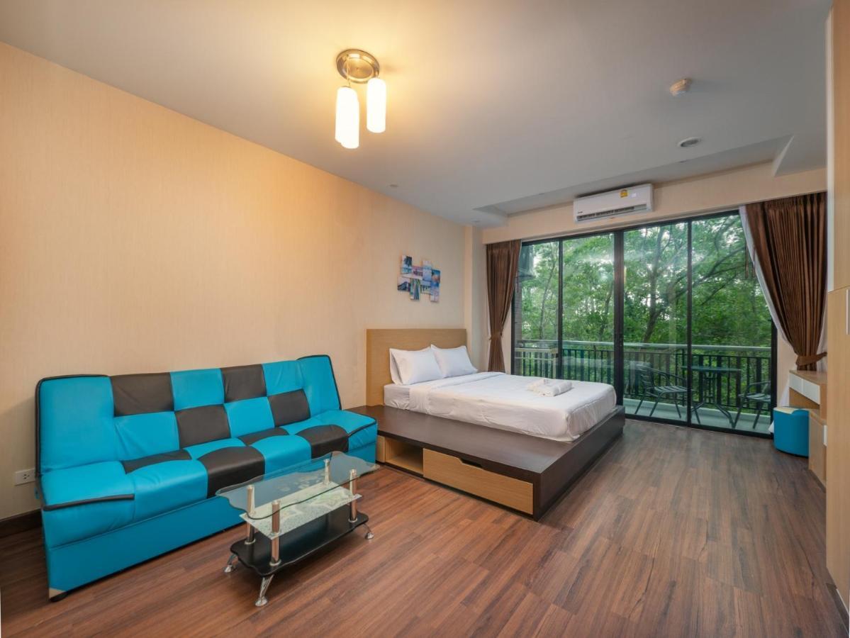 Naithon Beachfront Condotel Экстерьер фото
