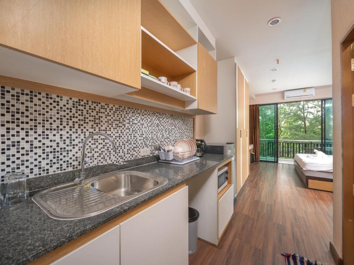 Naithon Beachfront Condotel Экстерьер фото